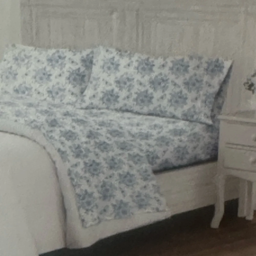 The Farmhouse Rachel Ashwell Blue Floral With Butterflies Cotton Sheet Set Queen